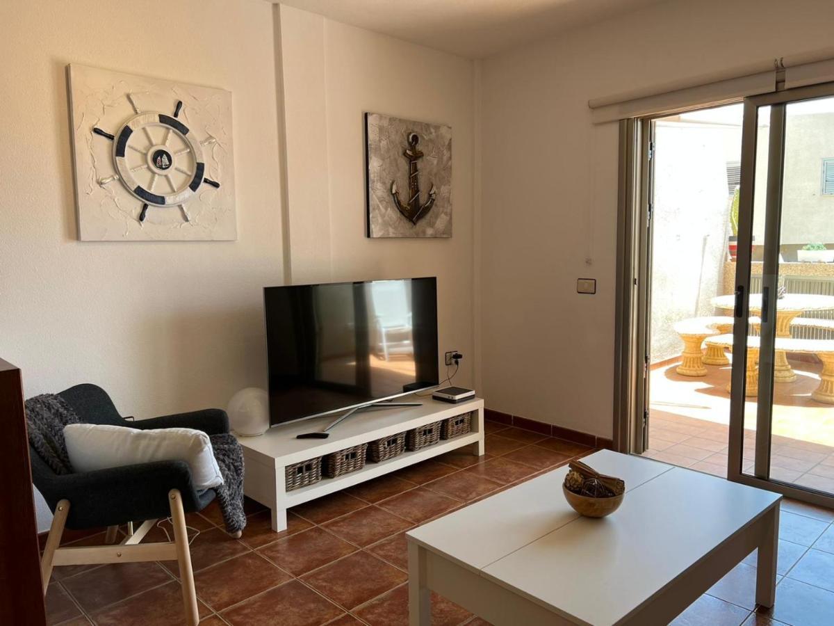 Apartamentos Vista Marina - El Medano Buitenkant foto